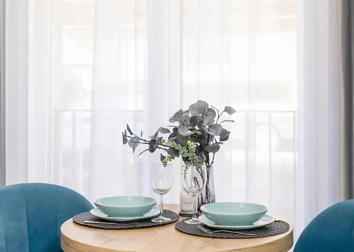 Lejlighed Lux With Parking & Ac Just 1,5 Km From Main Square By Renters Prestige